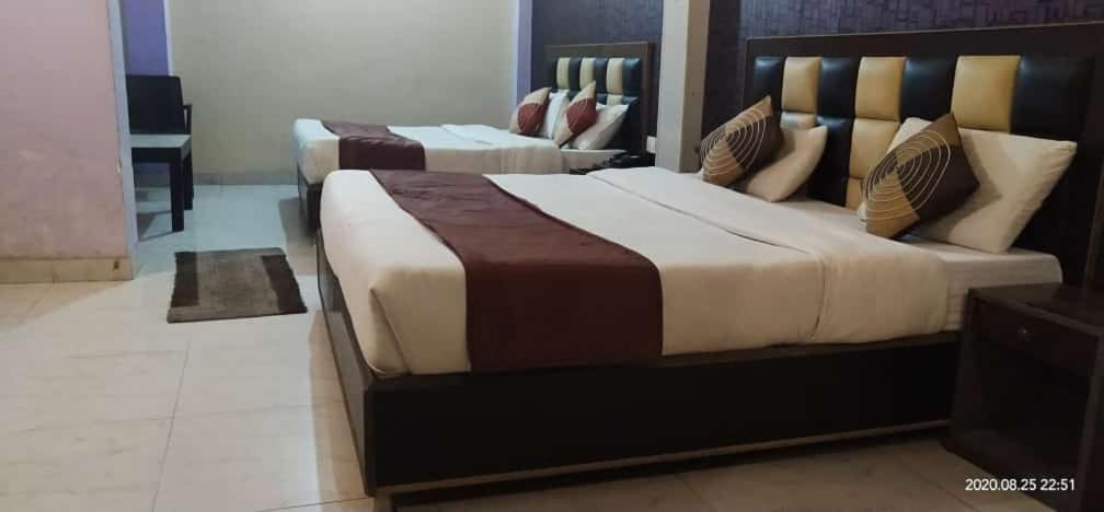 Hotel Apsara , By Soank Hospitality Haridwār Extérieur photo