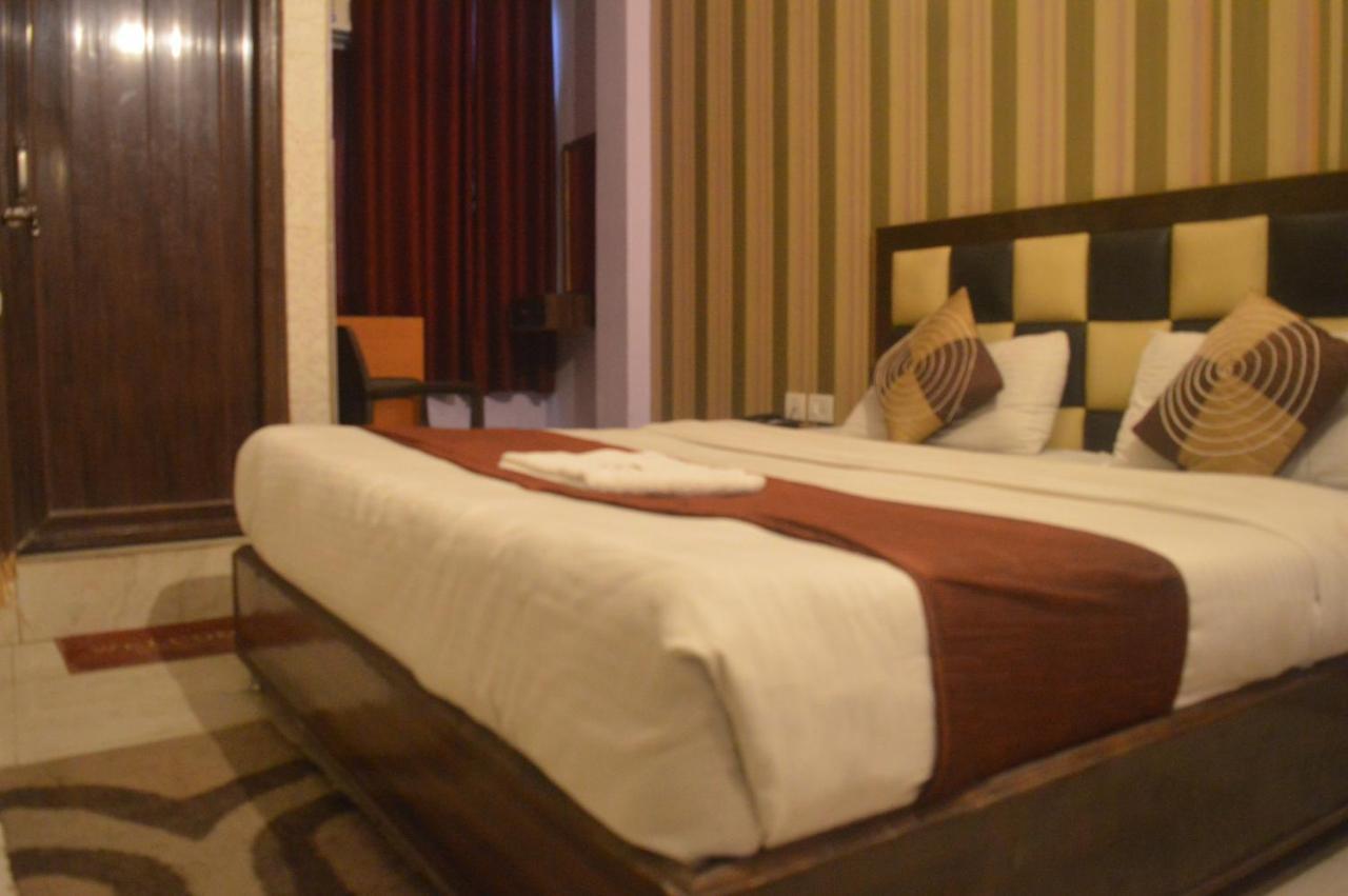 Hotel Apsara , By Soank Hospitality Haridwār Extérieur photo