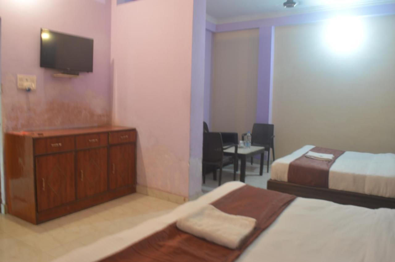 Hotel Apsara , By Soank Hospitality Haridwār Extérieur photo