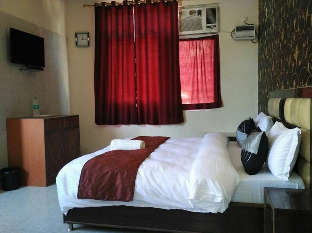 Hotel Apsara , By Soank Hospitality Haridwār Extérieur photo