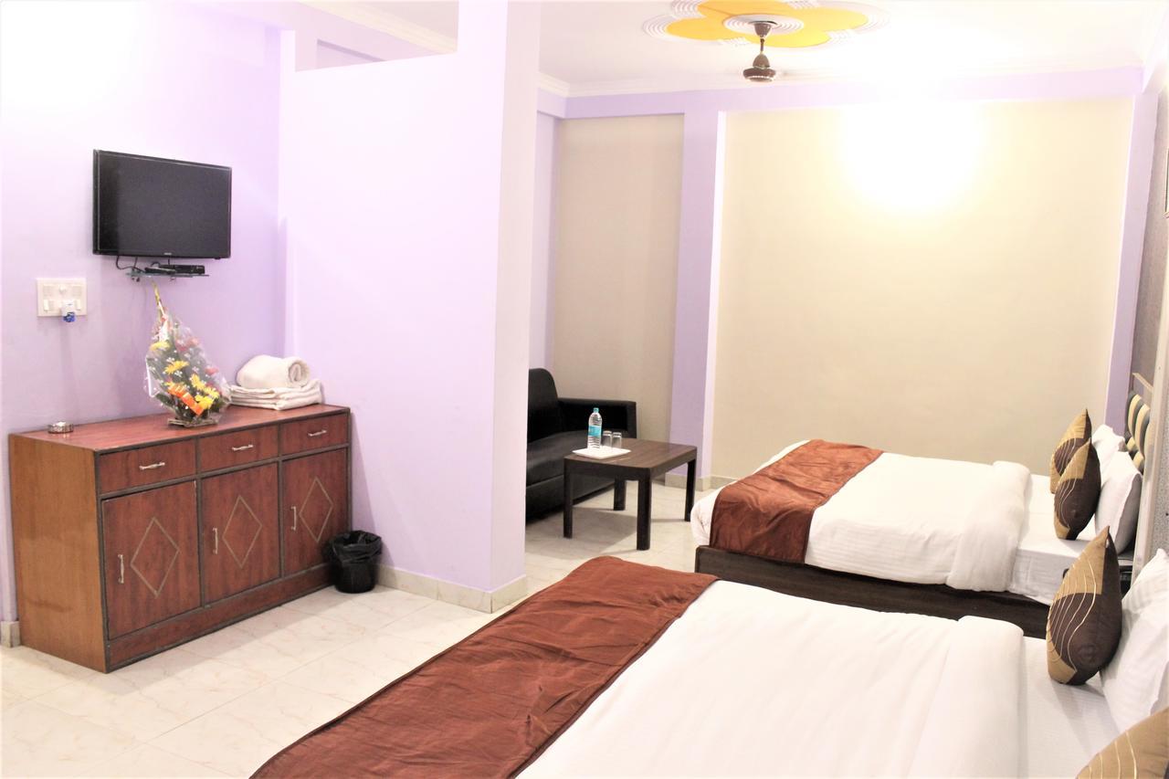 Hotel Apsara , By Soank Hospitality Haridwār Extérieur photo