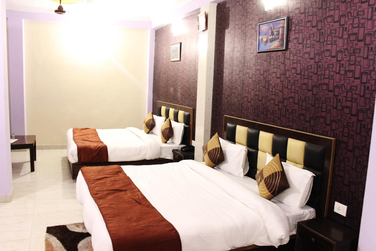 Hotel Apsara , By Soank Hospitality Haridwār Extérieur photo